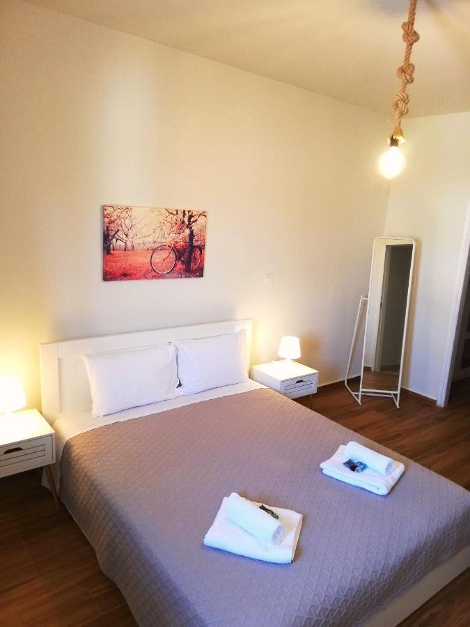 Comfortable Apartment Close To The Airport Spáta Eksteriør bilde